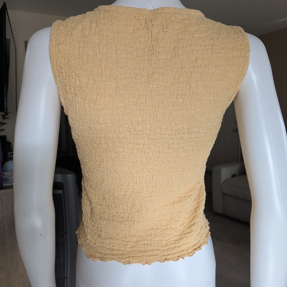 Madewell Popcorn-Knit Twist-Front Sleeveless Top - Picture 5 of 8
